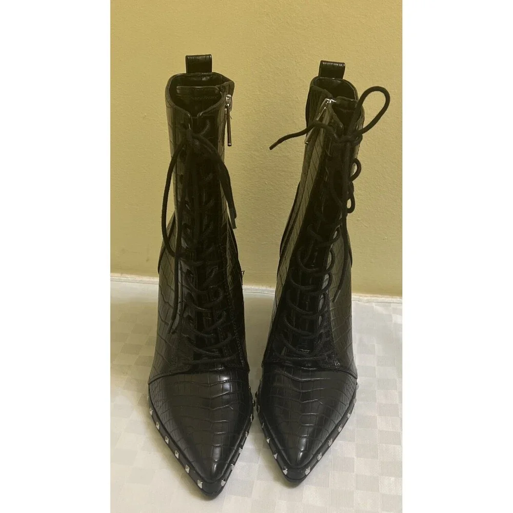 Charles by Charles David Women's Duffy Black Studded Boots Sz 7.5M NWOB - Picture 4 of 9